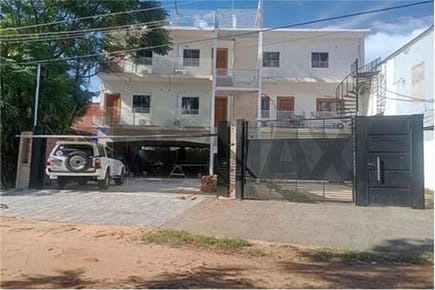 Alquilo Hermoso Dpto. en San Lorenzo calle Andrés Barbero.