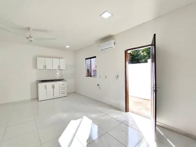 Casa chalet venta San Antonio sobre empedrado