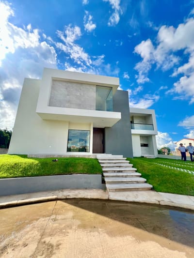 CASA EN VENTA - SC LA COLINAS (URUBO)