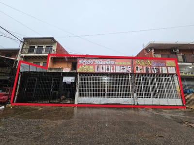 Vendo Interesante propiedad sobre Avda Artigas casi Molas Lopez