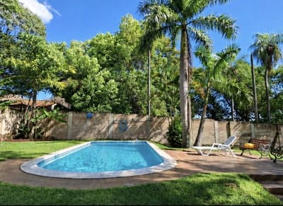 EN VENTA CASA QUINTA EN SAN LORENZO