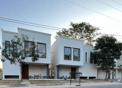 En Venta Hermoso DUPLEX en el barrio cerrado Arapoty 