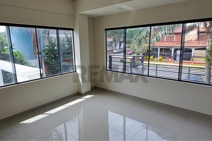 Casa - Alquiler - Fernando De La Mora, Central, Paraguay