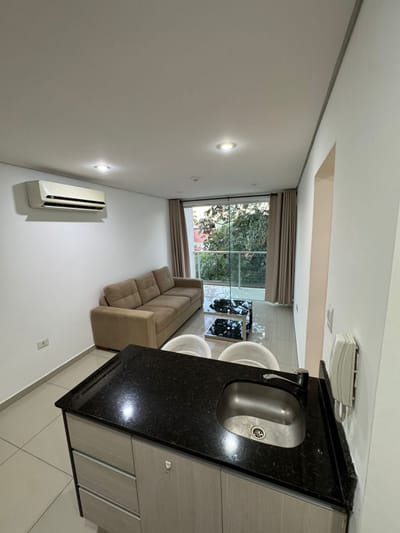 BARRIO JARA, EN VENTA, DEPTO DE 1 DORMITORIO AMOBLADO CON COCHERA 