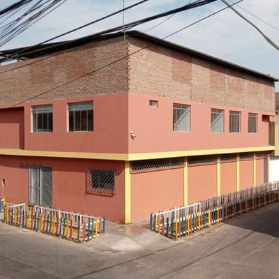 ALQUILER DE CASA 