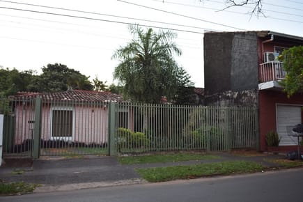 En Venta - Propiedad Zona Bourbon, Luque