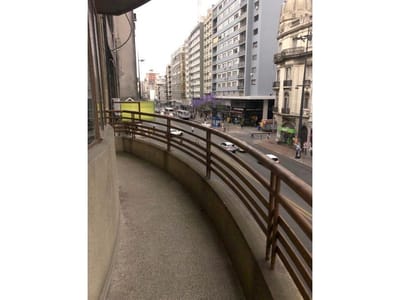 Venta Apartamento 3 Dormitorios, (2+ Opcionales ) .-