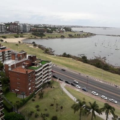 Venta Apartamento 4 Dormitorios En Puerto Del Buceo
