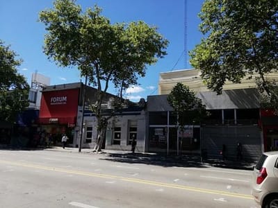 Venta Excelente Local Comercial En 8 De Octubre Con Renta