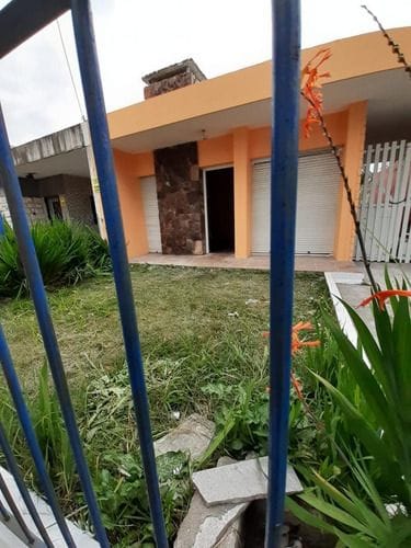 Casa 3 Dormitorios En Capurro
