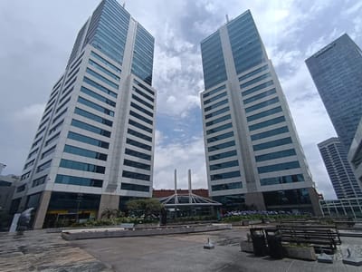 Alquiler Oficina WTC 400mc