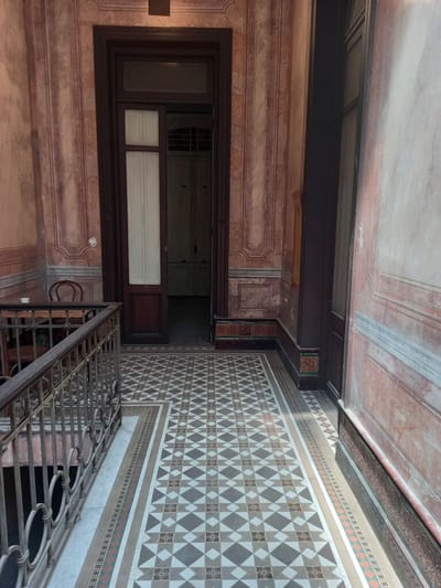 Casa estilo Colonial en Planta Alta