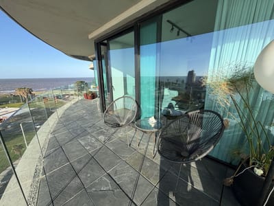 Alquiler Apartamento 2 Dormitorios y Servicio Forum Puerto Buceo