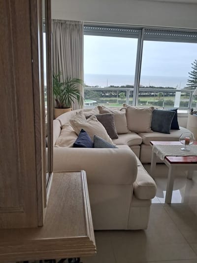 Alquiler Temporal Playa Mansa, Primera línea parada 18