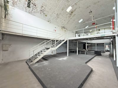 Alquiler Local Único de 1.000m2 en Cordón Sur