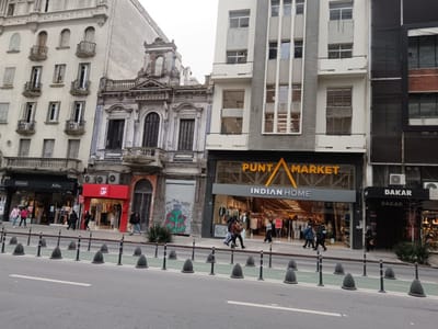 Local a estrenar 18 y Vázquez con 250m2