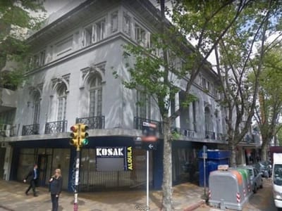 Local Esquina + Oficinas En El Centro