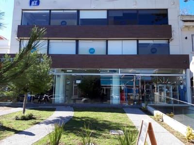 LOCAL COMERCIAL CON RENTA EN EXCELENTE UBICACION DEL CENTRO DE CARRASCO