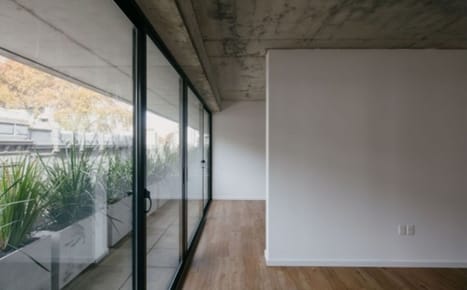 Venta Oficina CON RENTA en Cordón Sur | Planta adaptable y flexible | Con Balcón