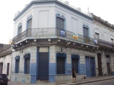 Propiedad Esquina Ideal Vivienda O Empresa
