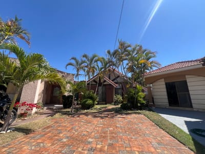Casa en venta Condominio El Bosque Radial 27 entre 4to y 5to snillo