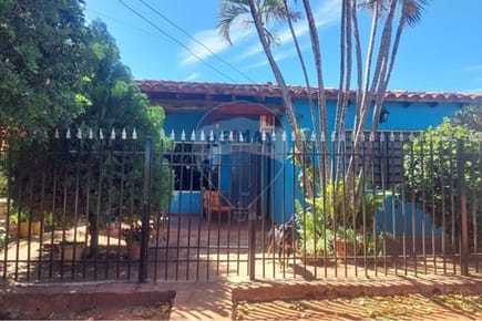Casa-Venta-PY Central Julián Augusto Saldivar Mbokajaty Julian Agusto Saldivar…