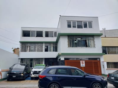 Casa para oficina con Licencia 