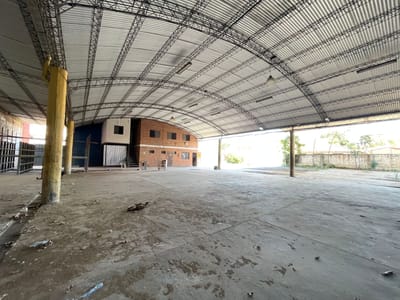ALQUILO AMPLIO DEPÓSITO EN ASUNCIÓN BARRIO SANTA MARÍA