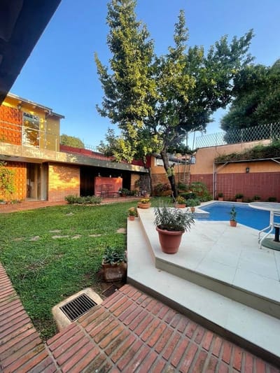Residencia en Venta en barrio Las Mercedes