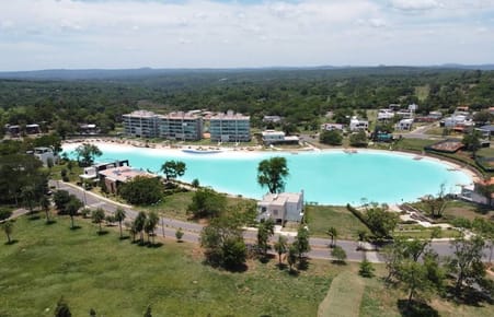 VENDO RESIDENCIA AMOBLADA EN CONDOMINIO AQUA VILLAGE – SAN BERNARDINO
