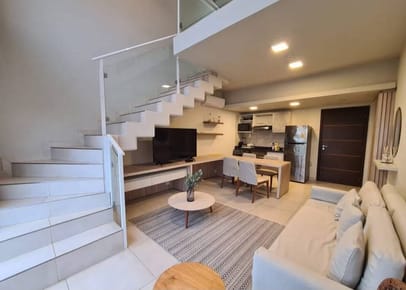 ALQUILO DEPARTAMENTO TIPO DUPLEX FULL AMOBLADO EN LUQUE