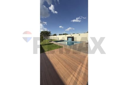 EXCELENTE RESIDENCIA  VENTA EN SANBERNARDINO PARAGUAY 