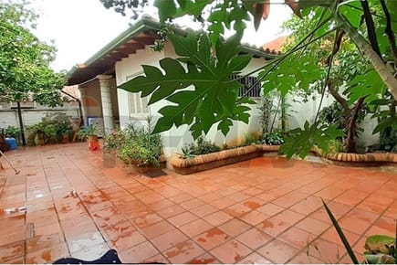 CASA EN VENTA LOMA PYTA ASUNCION