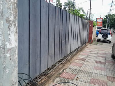 VENDO PROPIEDAD SOBRE AV. PRIMER PRESIDENTE – SANTÍSIMA TRINIDAD