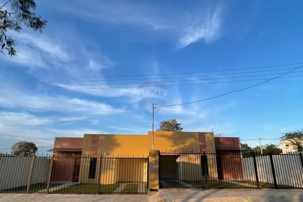 CASA DE 3 DORMITORIOS A ESTRENAR EN LUQUE