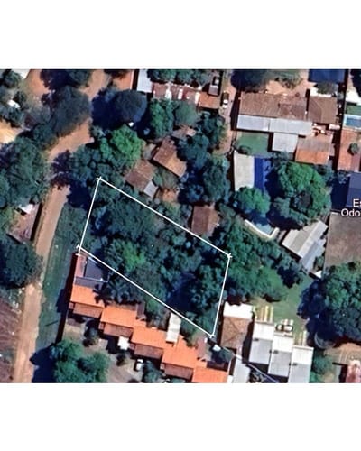 VENDO AMPLIO TERRENO - ZONA LAGUNA GRANDE