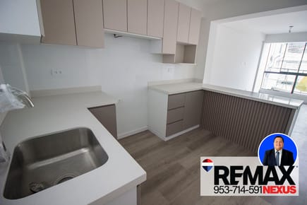 Se Vende Amplio Y Moderno Departamento En San Juan De Miraflores 