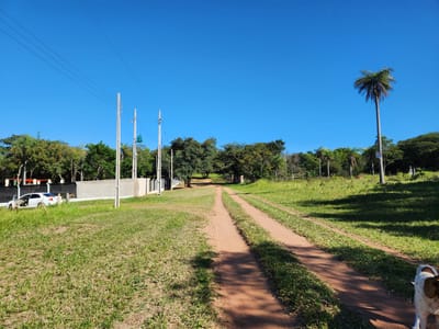 VENDO TERRENO PARA  INVERSION INMOBILIARIA EN ATYRA,  EN ESQUINA