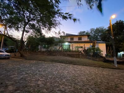 ¡Oportunidad única de venta en Lambaré, Barrio Santa Rosa ll!