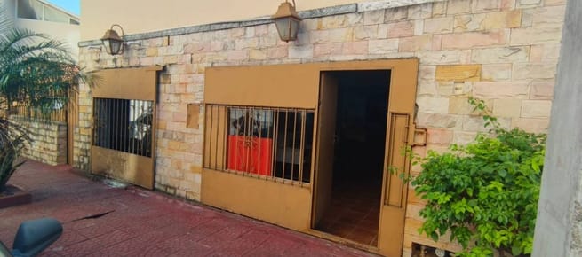 ALQUILO LOCAL COMERCIAL ZONA SALVADOR DEL MUNDO - ID 46023