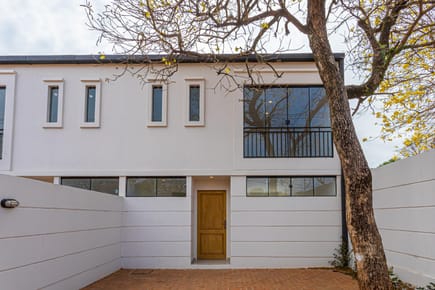 Exclusivo Dúplex a estrenar en Luque Loma Merlo en Venta