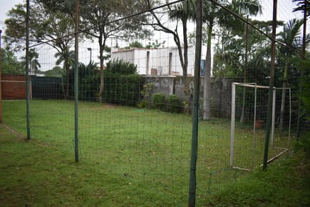 Propiedad con Edificación Premium + Lote Libre Anexo 360 m²