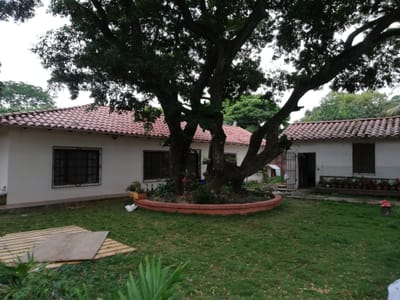 CASA QUINTA Z/ EL TRAPICHE VENTA O PERMUTA