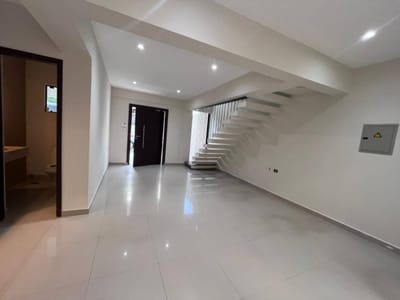 ALQUILO DUPLEX EN SANTA MARIA - ASUNCION