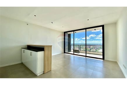 DPTO.A ESTRENAR EN EL BARRIO LAS MERCEDES DE 2 HABITACIONES CON COCHERA