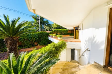 Vendo Hermosa Y Exclusiva Residencia En Bo Mburicao 