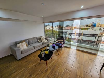 DDÚPLEX EN VENTA EN SAN BORJA – TERRAZA Y PARRILLA 