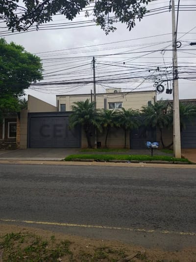  Propiedad premium sobre Av. Primer Presidente 