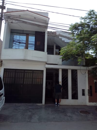 VENTA DE CASA EN CARABAYLLO - 120m2 - 4 DORMITORIOS PRECIO NEGOCIABLE!!
