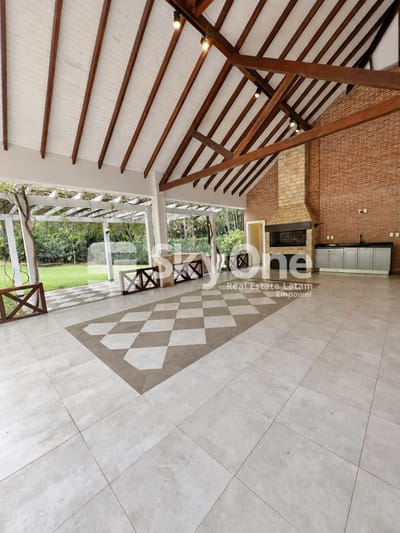 Alquilo Casa de lujo en Paraná Country Club – 500 m² construidos